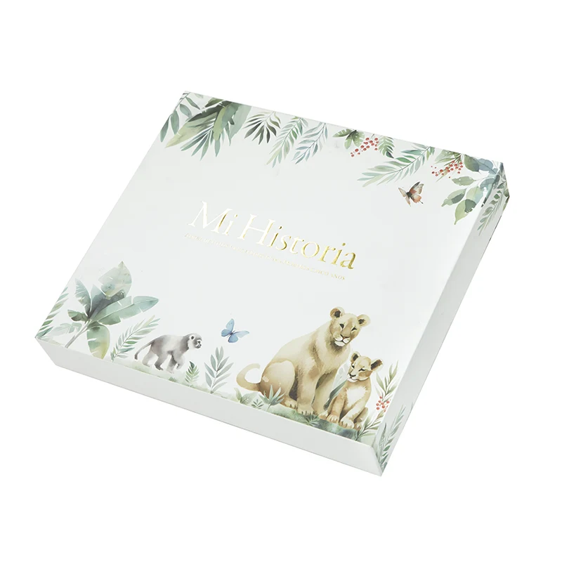 ハードカバーの赤ちゃんの毎日の成長ノート